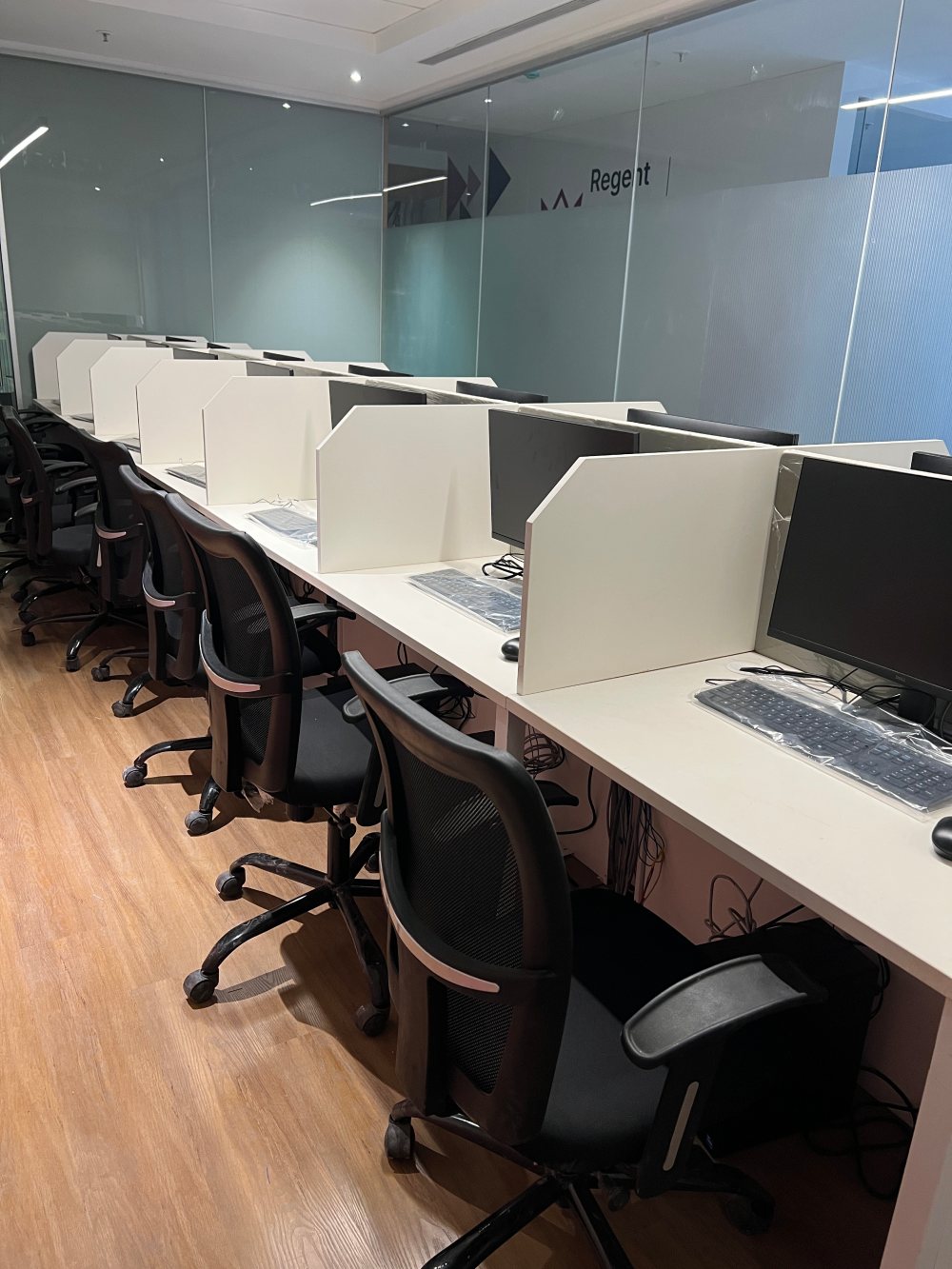 Computer lab facilities at RCL Mumbai